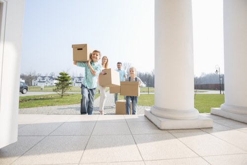 Flexible storage solution near Paddington for moving and renovations